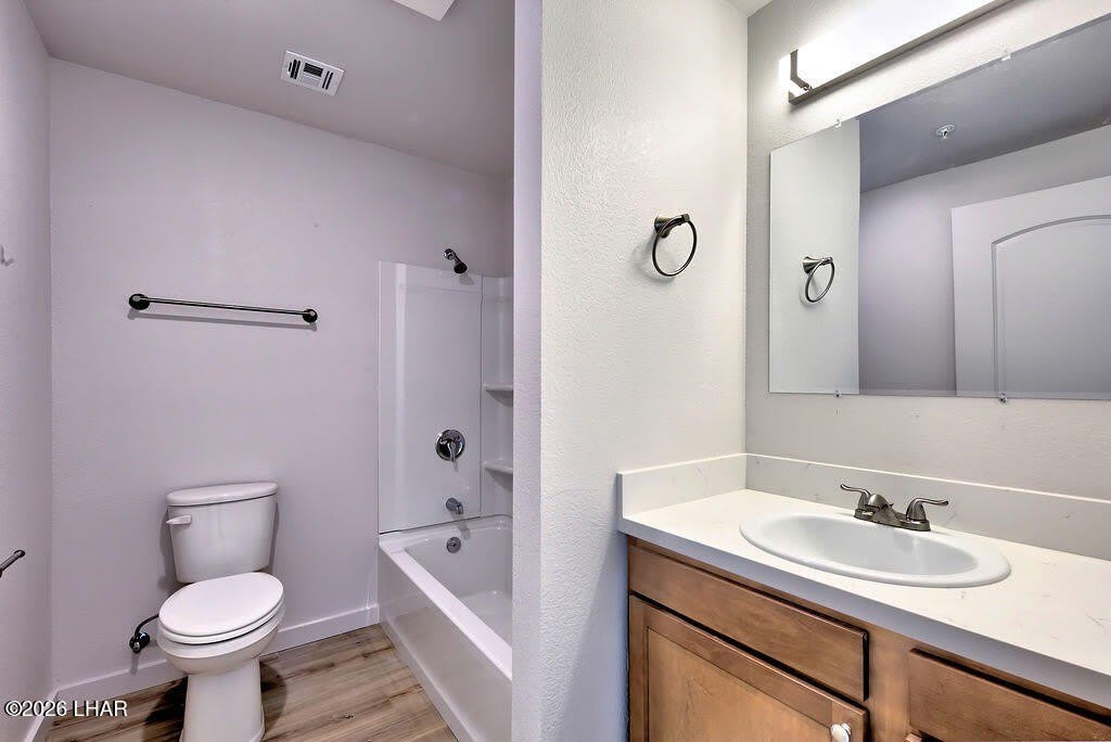 2160 Swanson Ave – photo 3