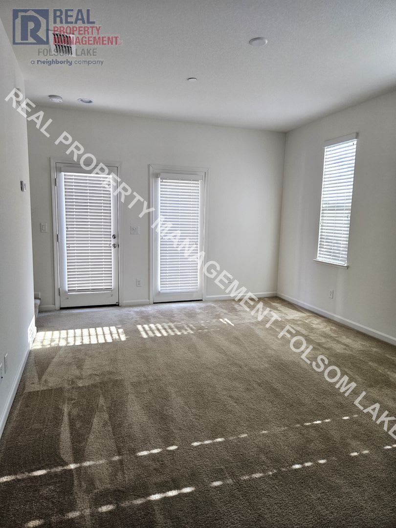 Coming Soon 3 bed 2.5 bath home in Folsom – photo 3