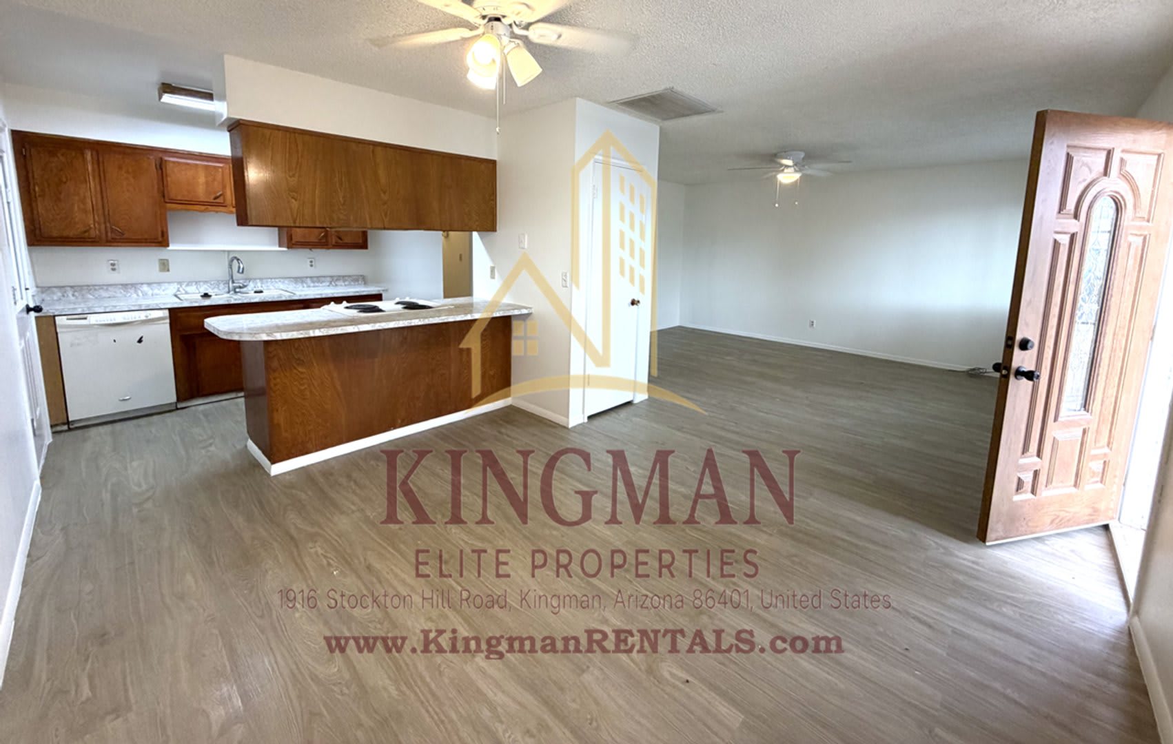 Spacious 3-Bedroom, 2-Bath Home Featuring Fresh Updates Throughout – photo 4