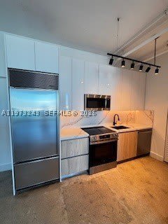 700 NE 25th St – photo 5