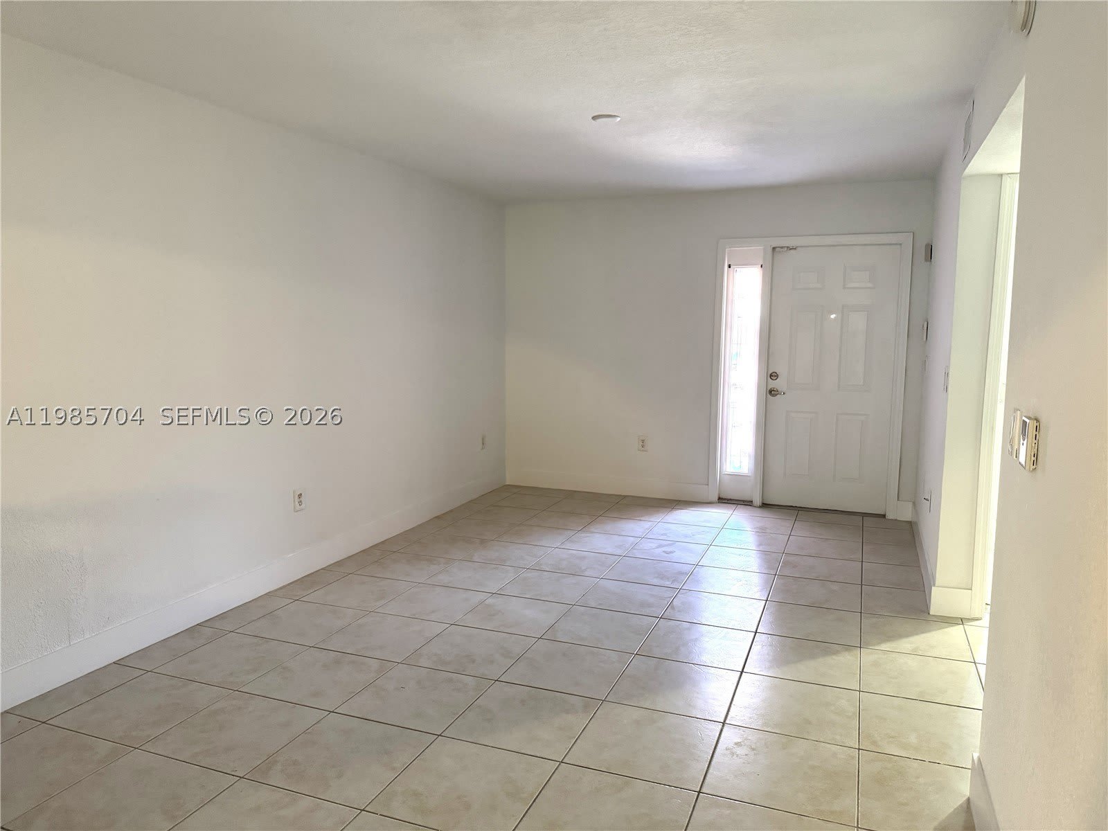 1260 SE 28th Ct – photo 5