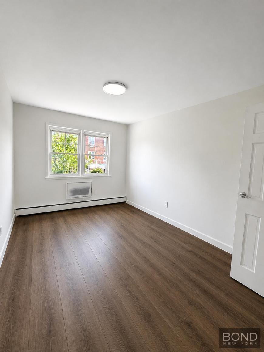 60-11 74th Street – photo 5