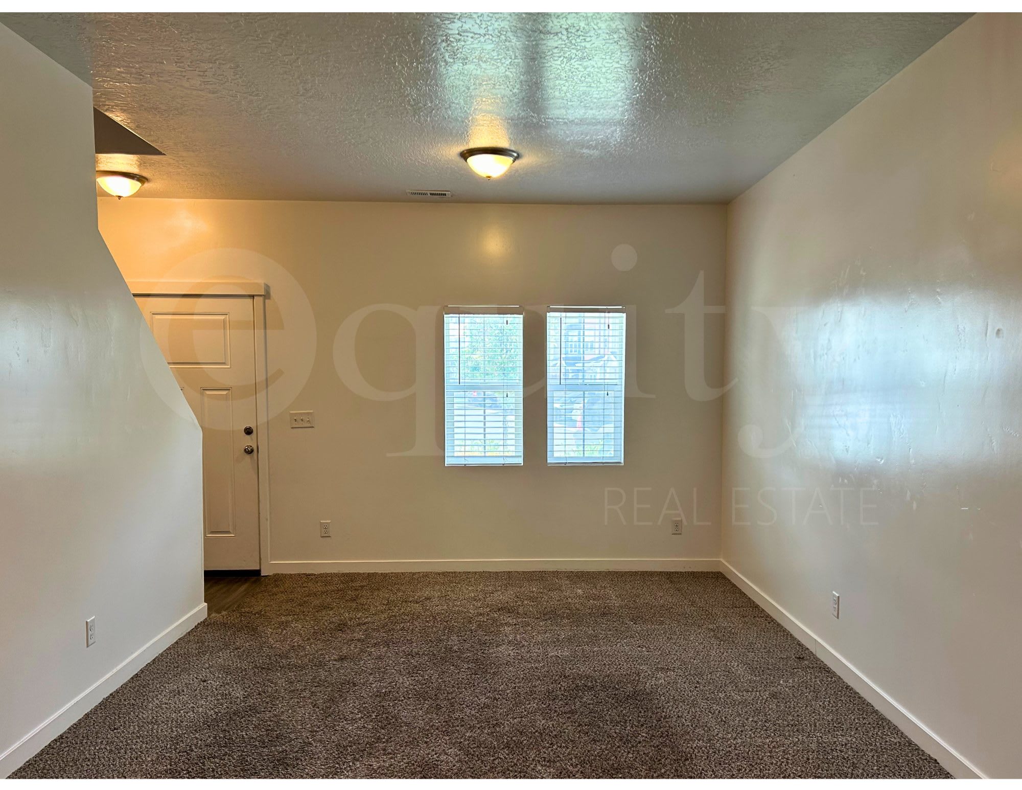 674 E. 380 N. – photo 3