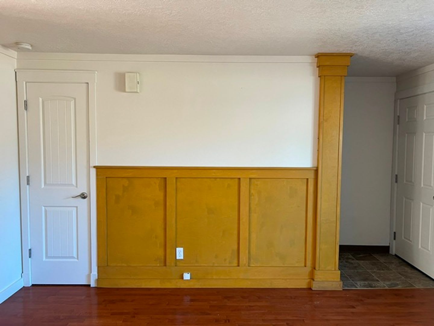 2Bd 1 5Ba Two Story Townhouse Available To View – photo 4