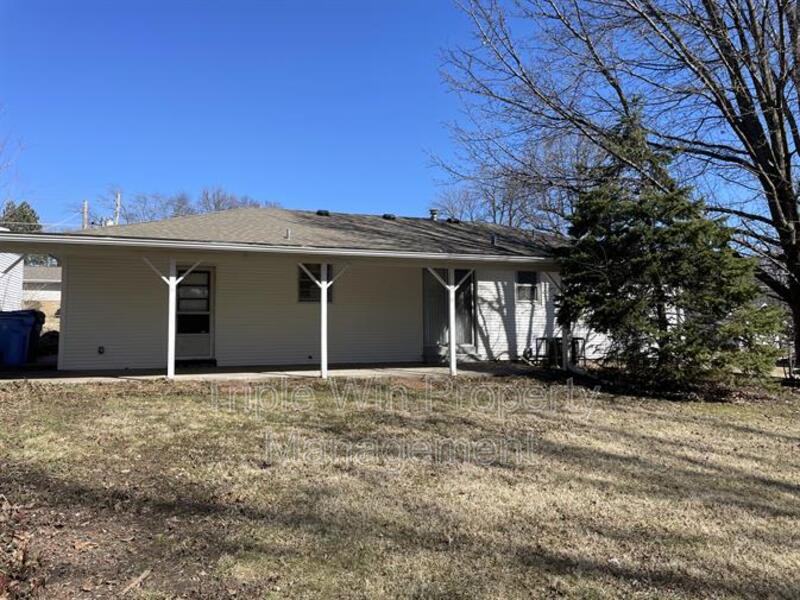 1280 St. Catherine St. – photo 5