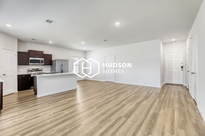 940 South Holly Avenue – photo 3