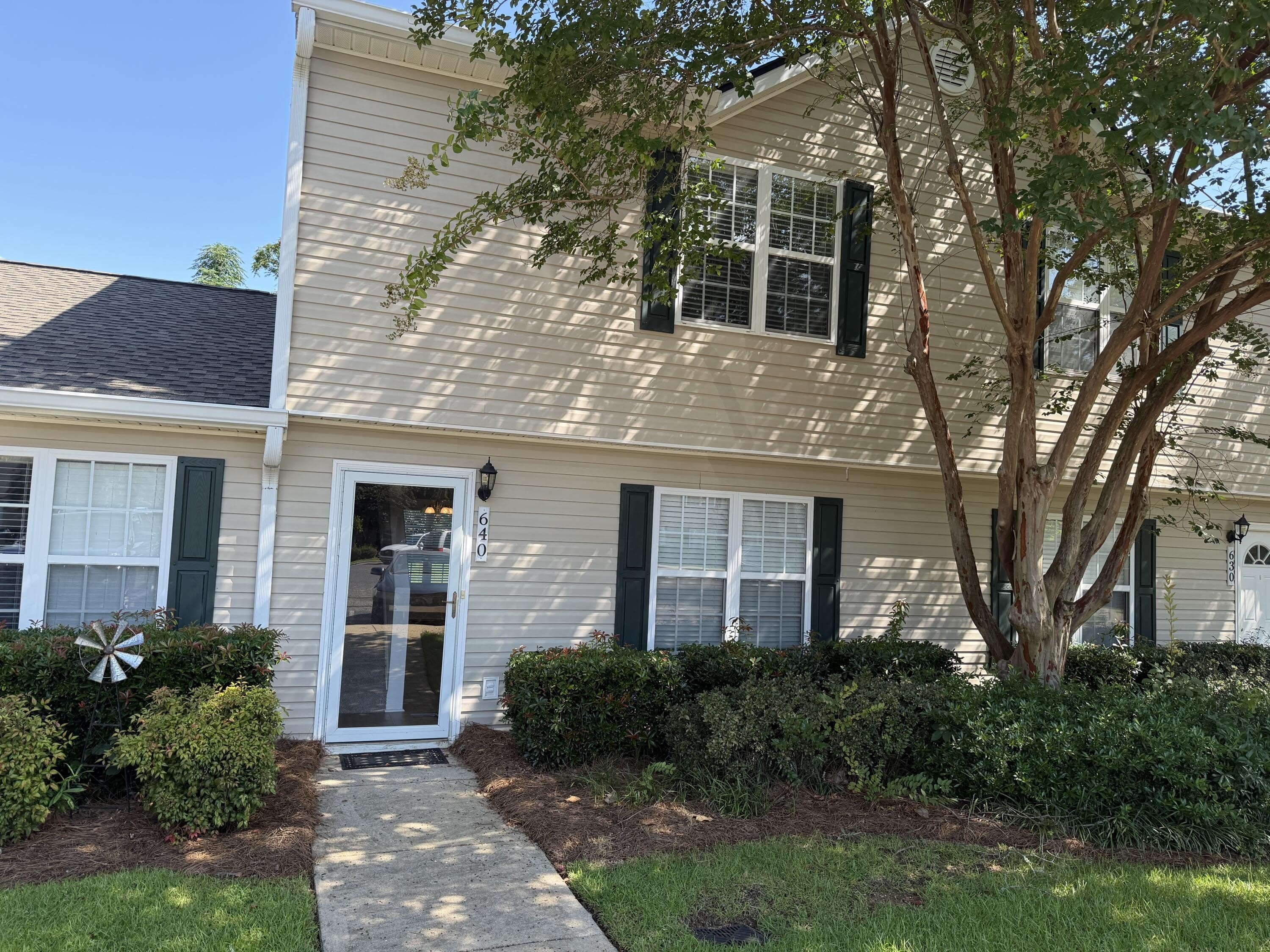 640 Date Palm Circle – photo 1