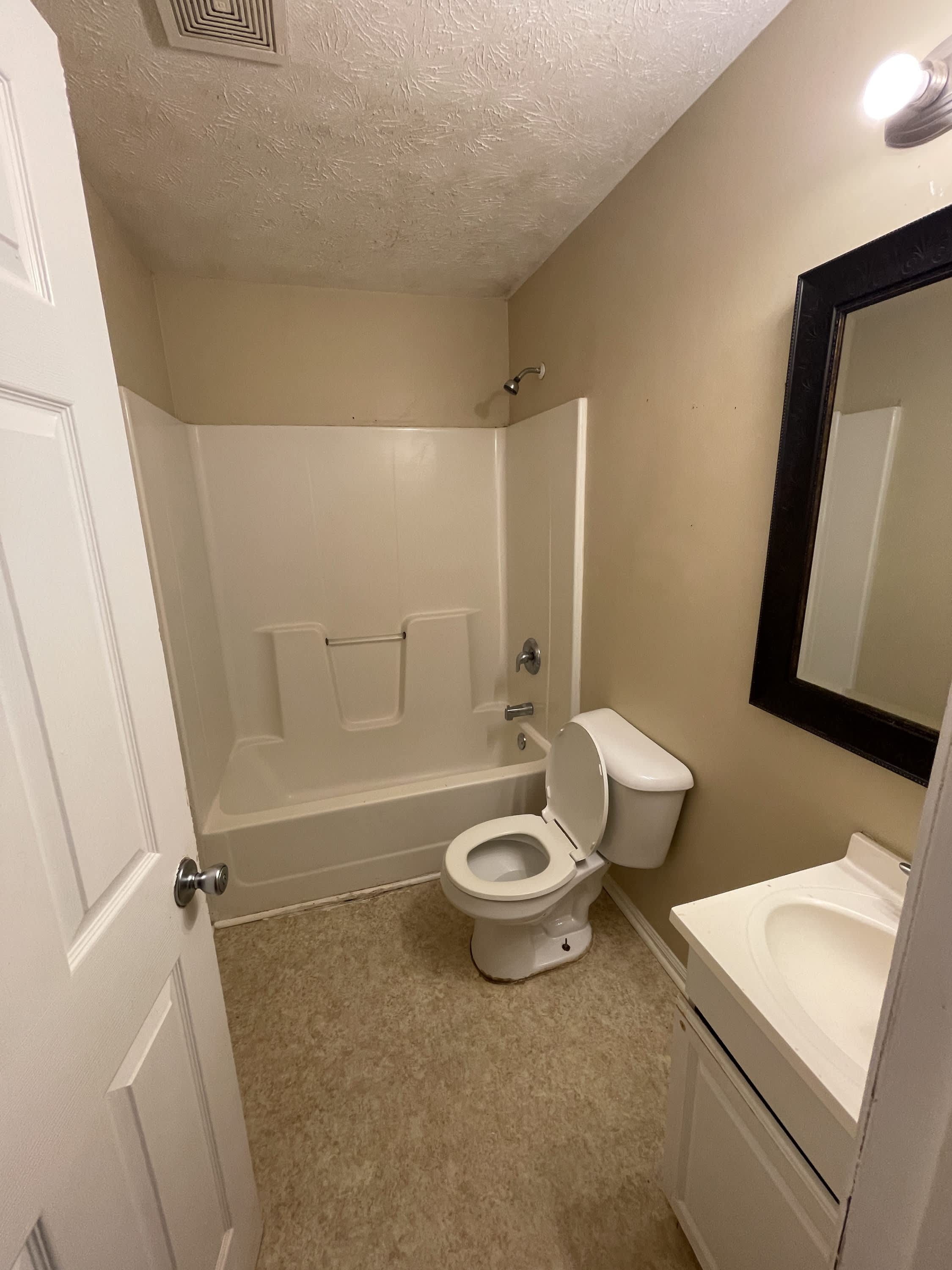 3003 1st Ave. – photo 2