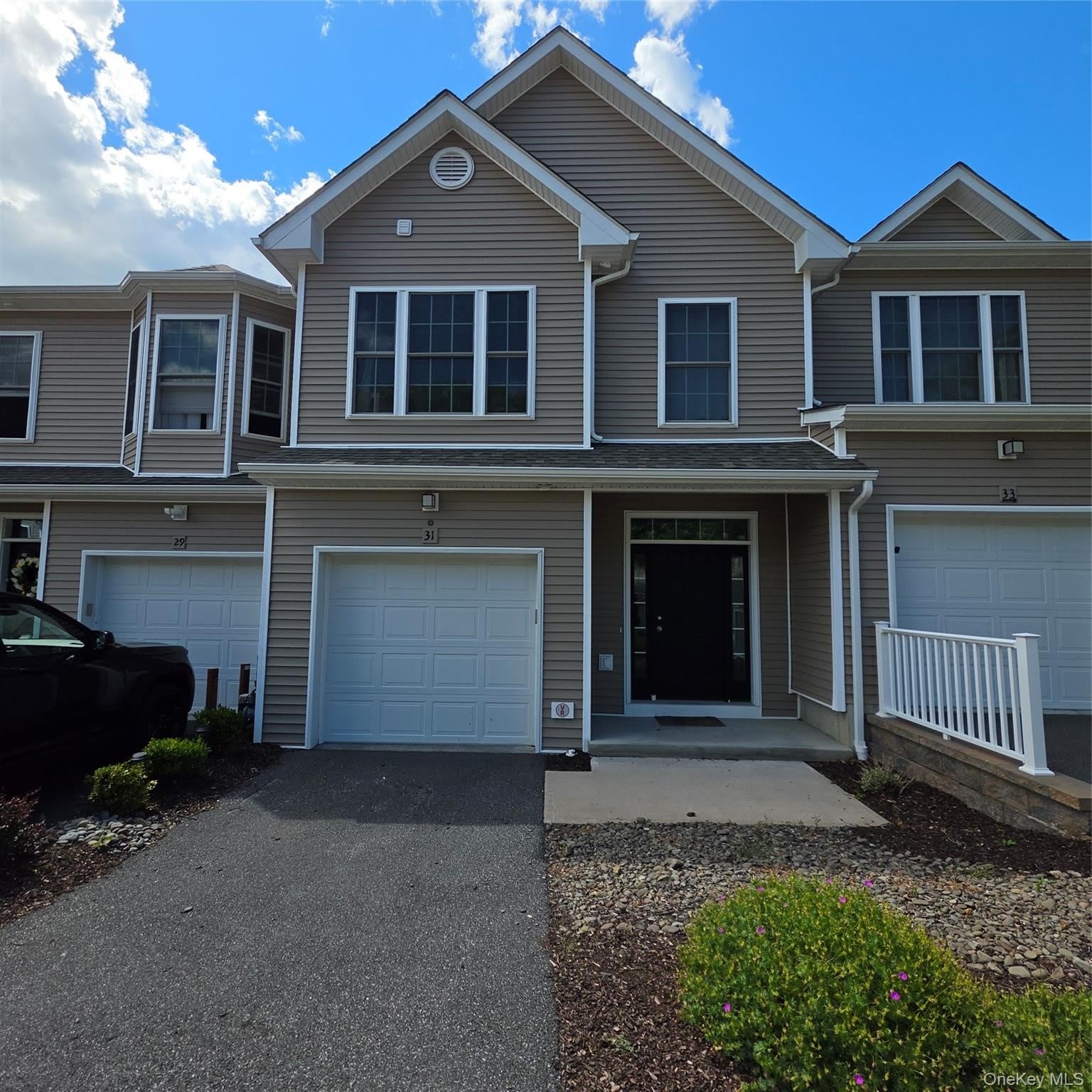 31 Pinto Road W – photo 1