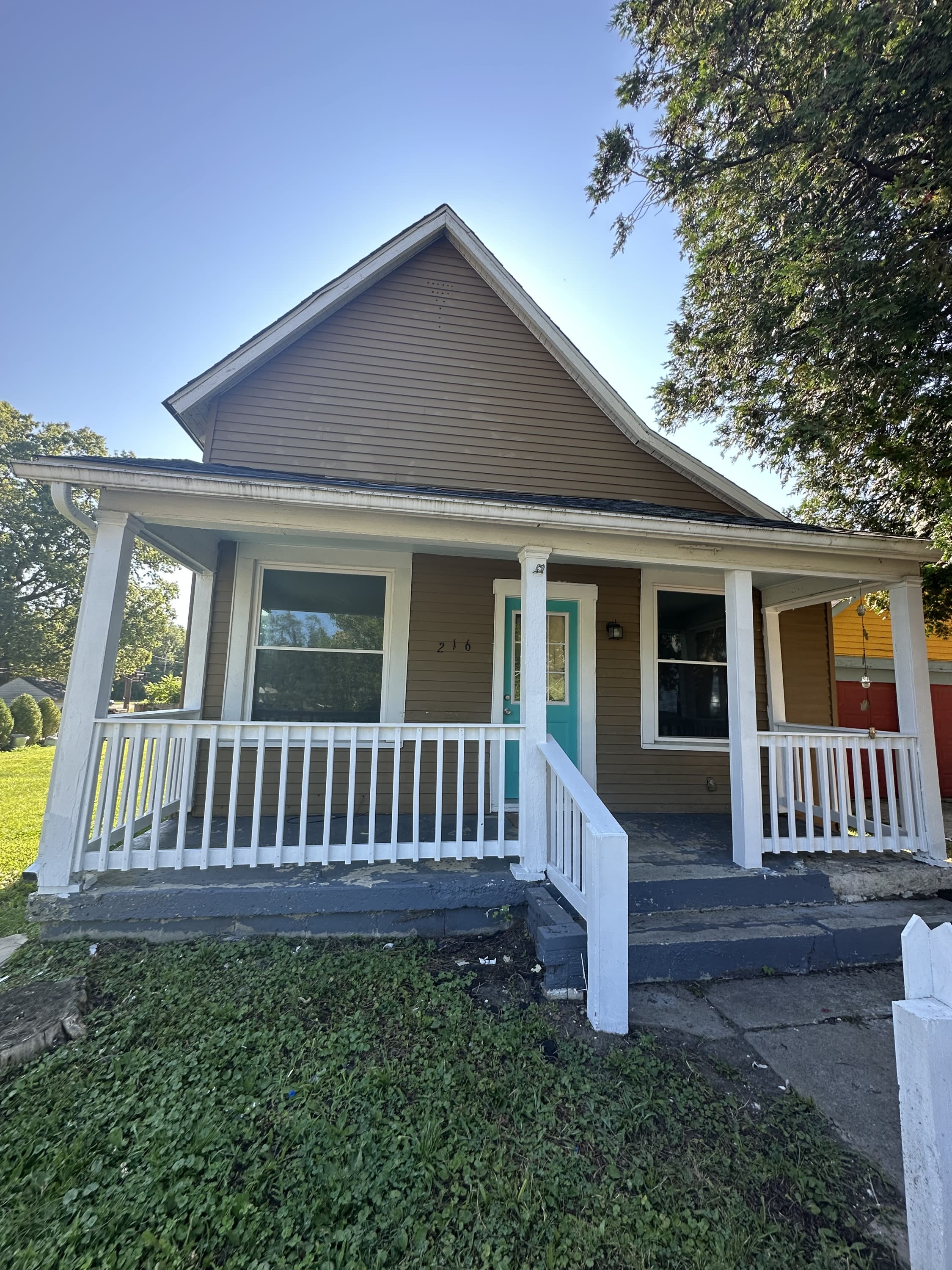 216 Delaware Street – photo 1