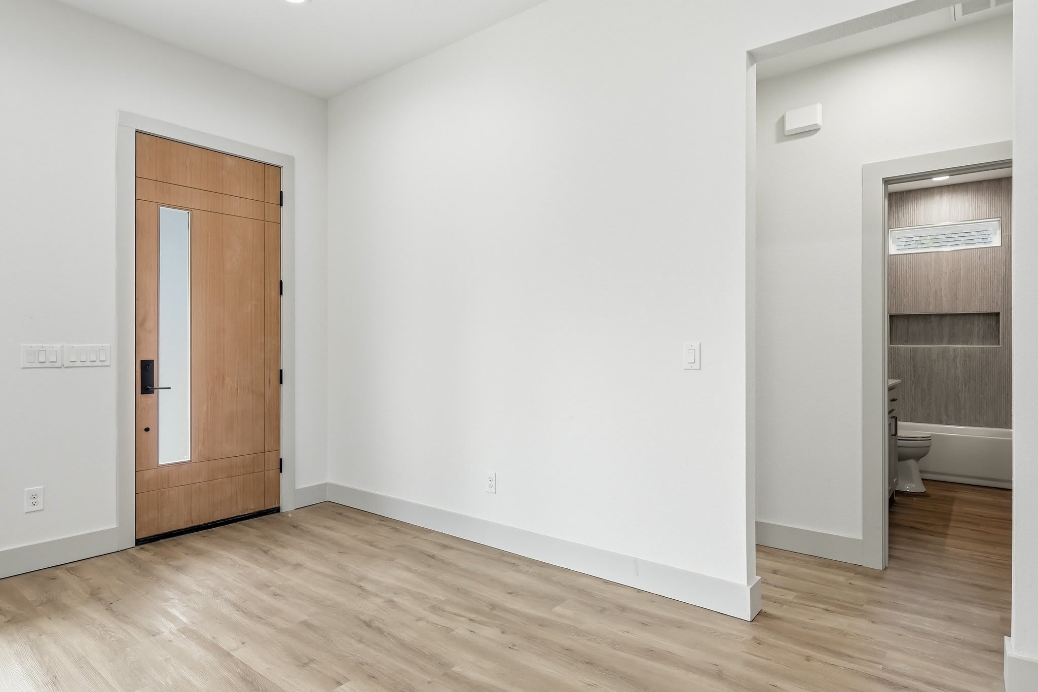314 W Cobb Street – photo 2