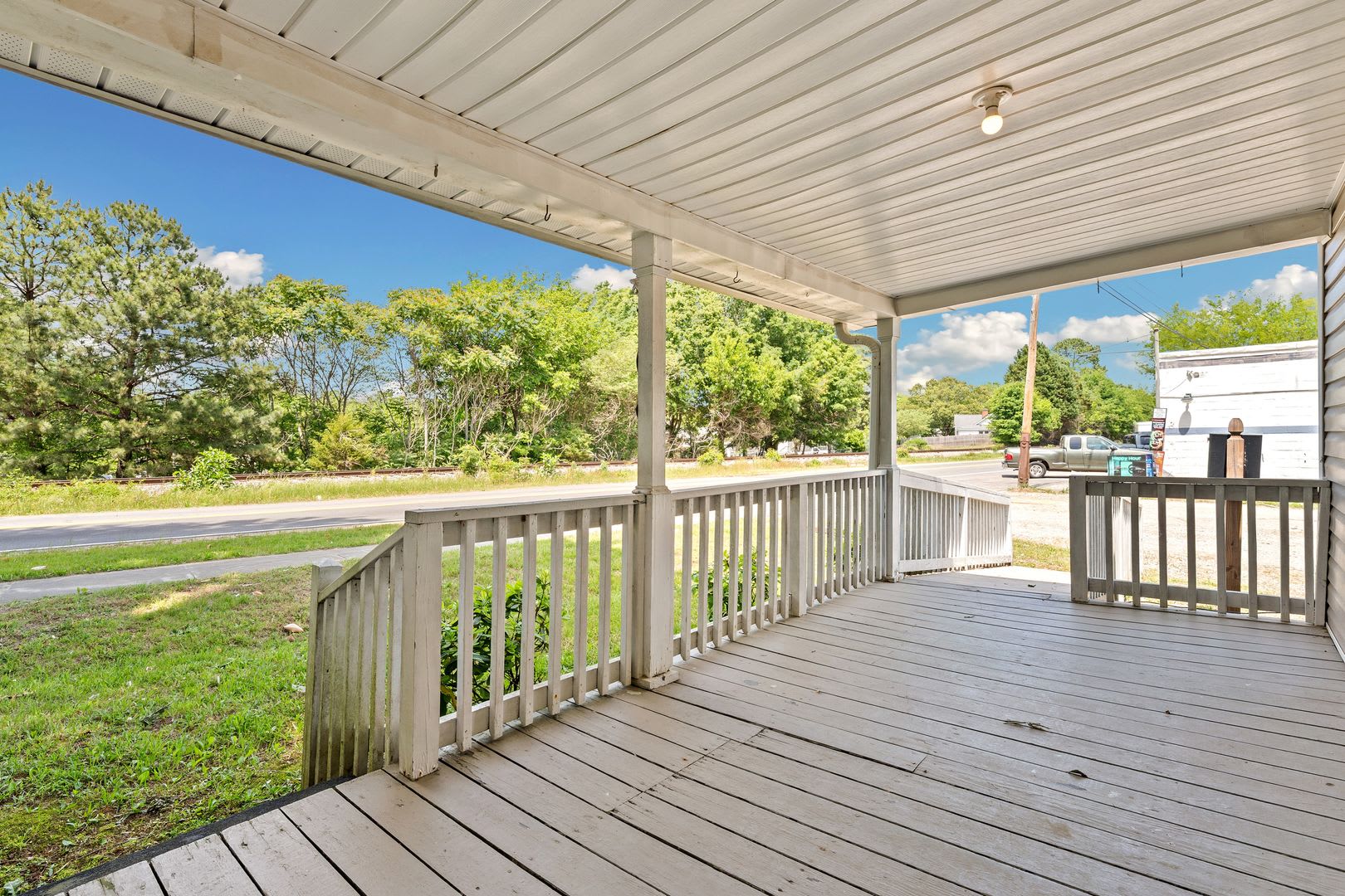 Well Maintained 3 Bedroom Home, Convenient to Downtown Wake Forest – photo 2