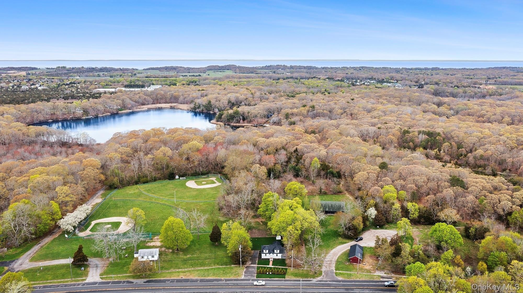 5075 Main Road – photo 4