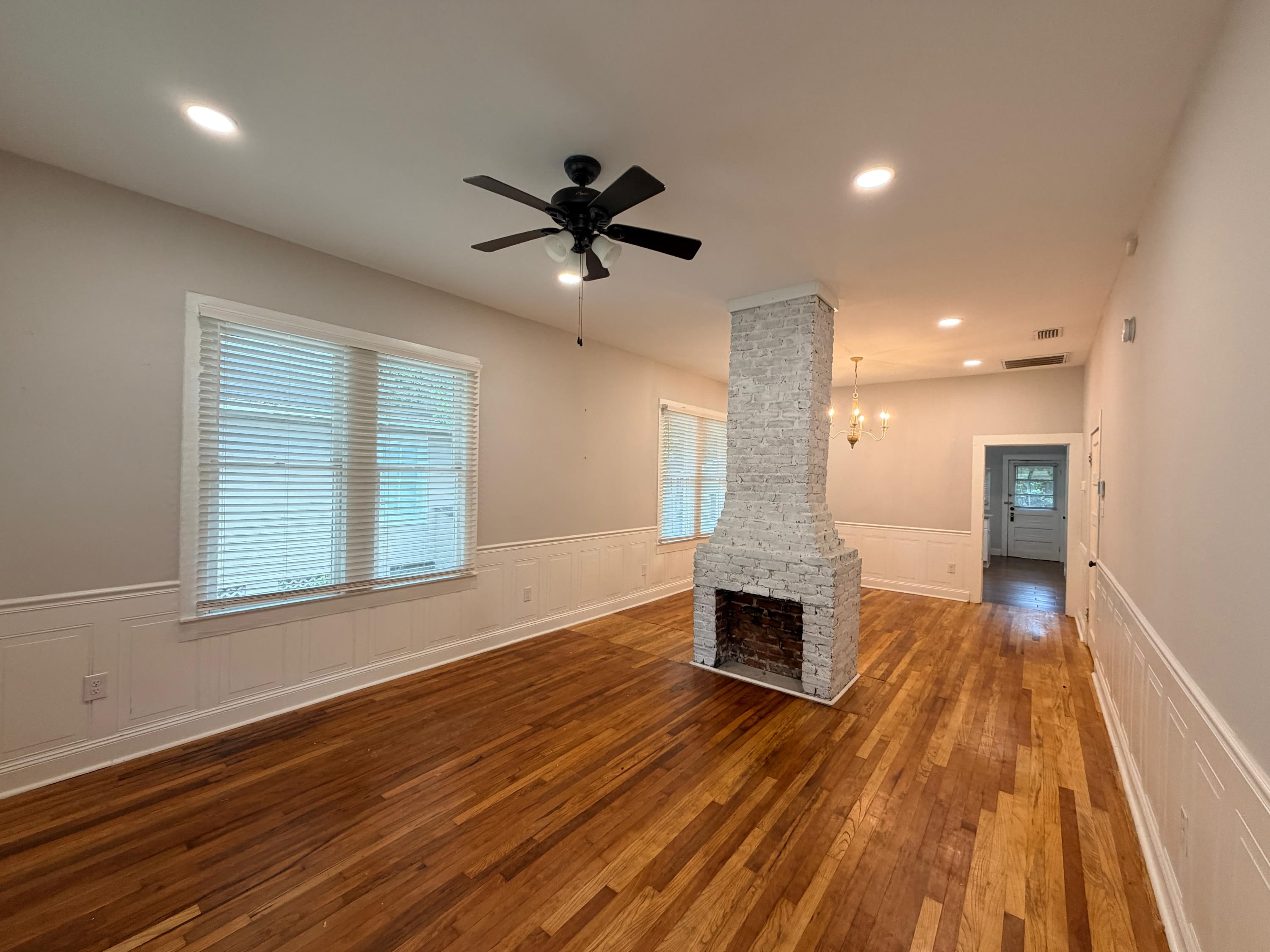 209 S FULTON ST – photo 5
