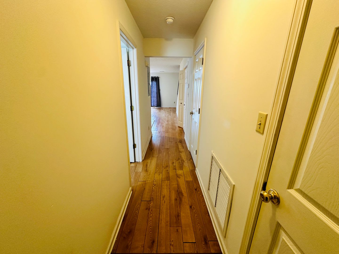 3 Bedroom 2.5 Bath Townhouse – photo 5