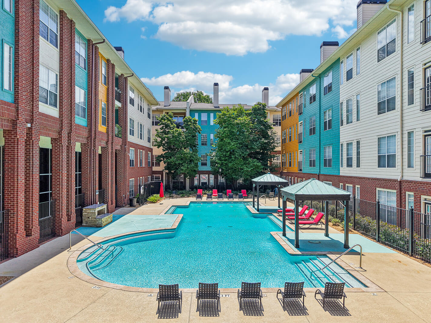 1660 Peachtree – photo 2