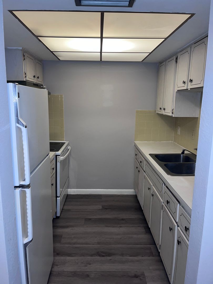 1 bedroom apartment with $1.00 Security Deposit with Approved Credit. – photo 5