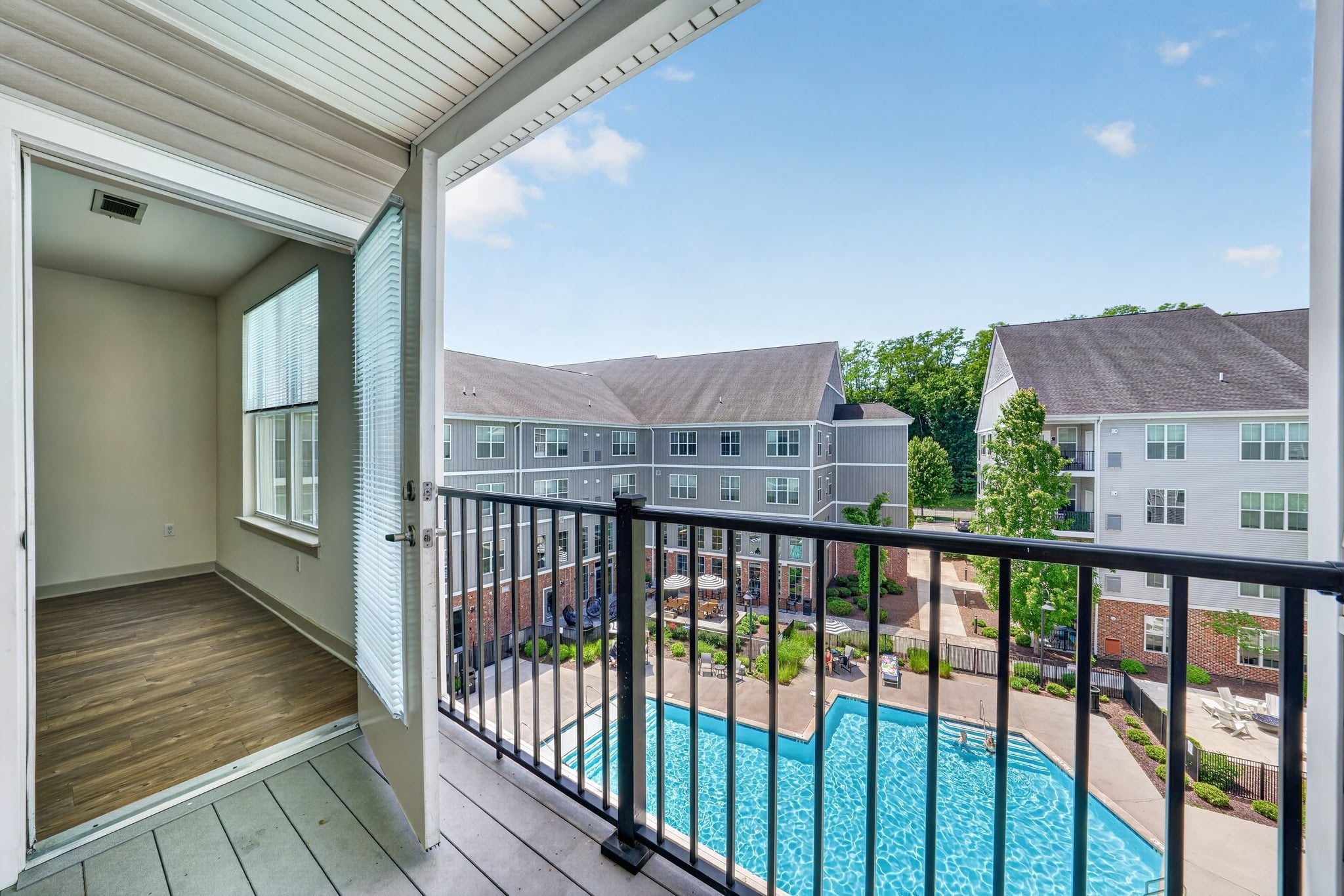 1 Kennedy Flats – photo 2