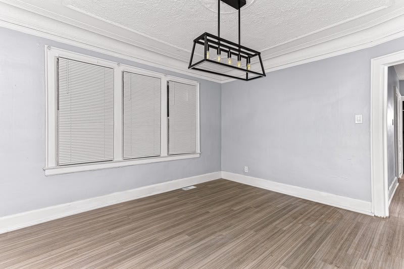 3239 Fullerton Avenue – photo 4