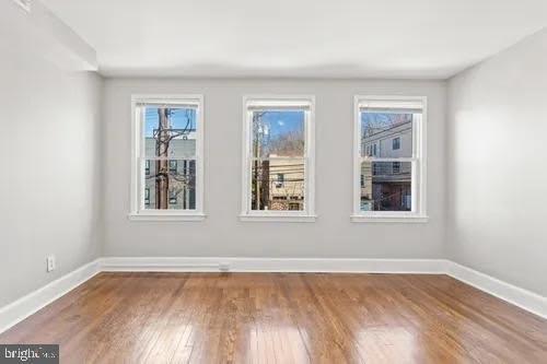 3742 12Th Street Ne – photo 2