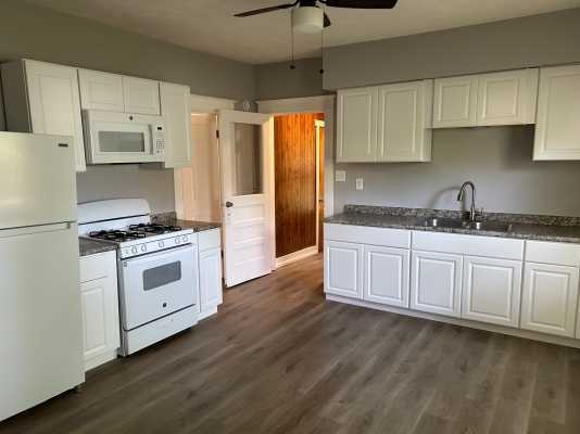 530 West Prouty Street – photo 3