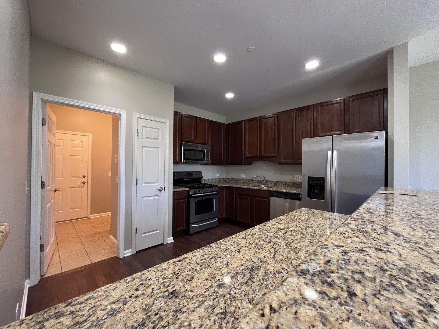 6384 Cunningham Court – photo 4