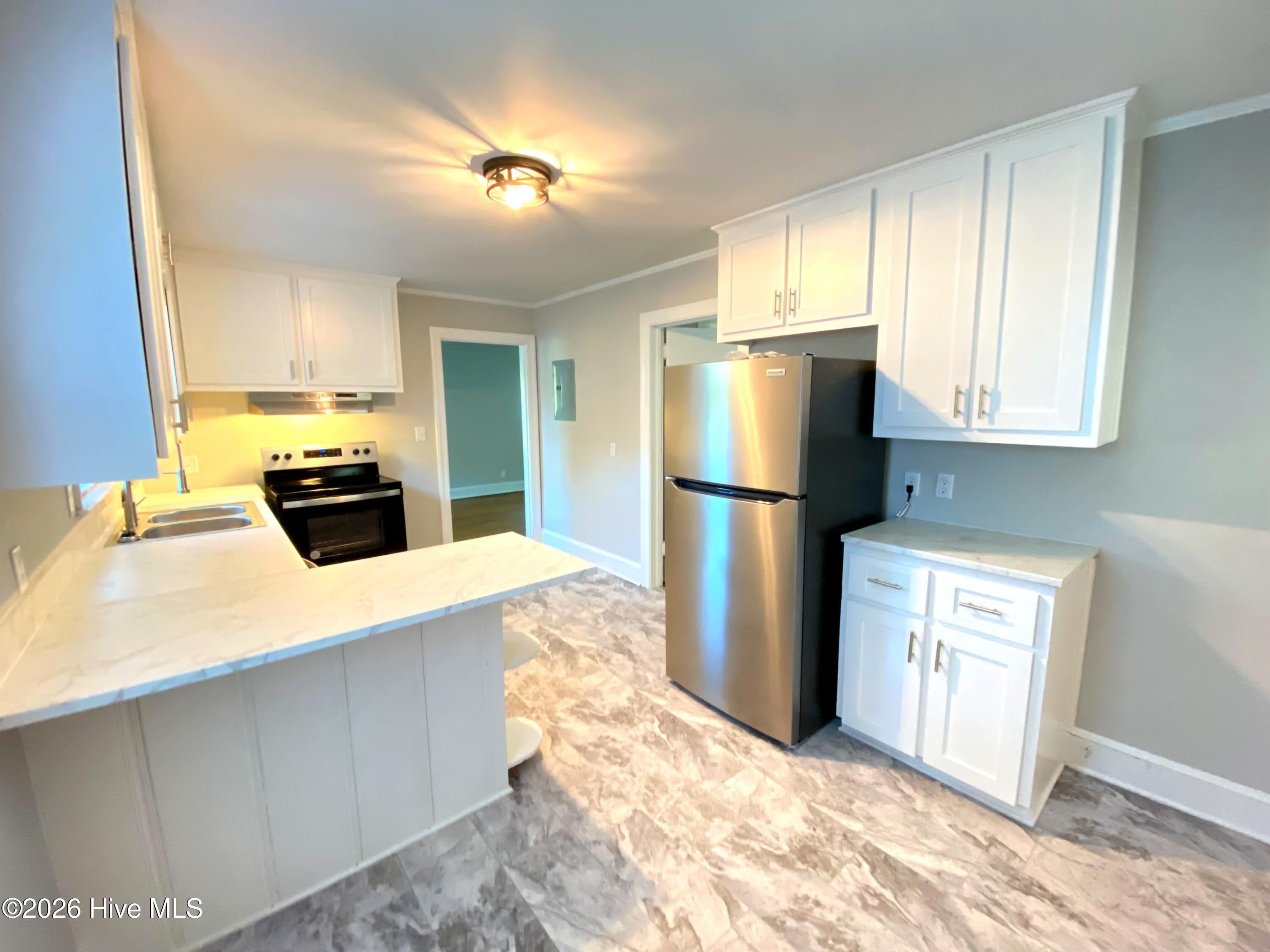 1710 S Elm Street – photo 3