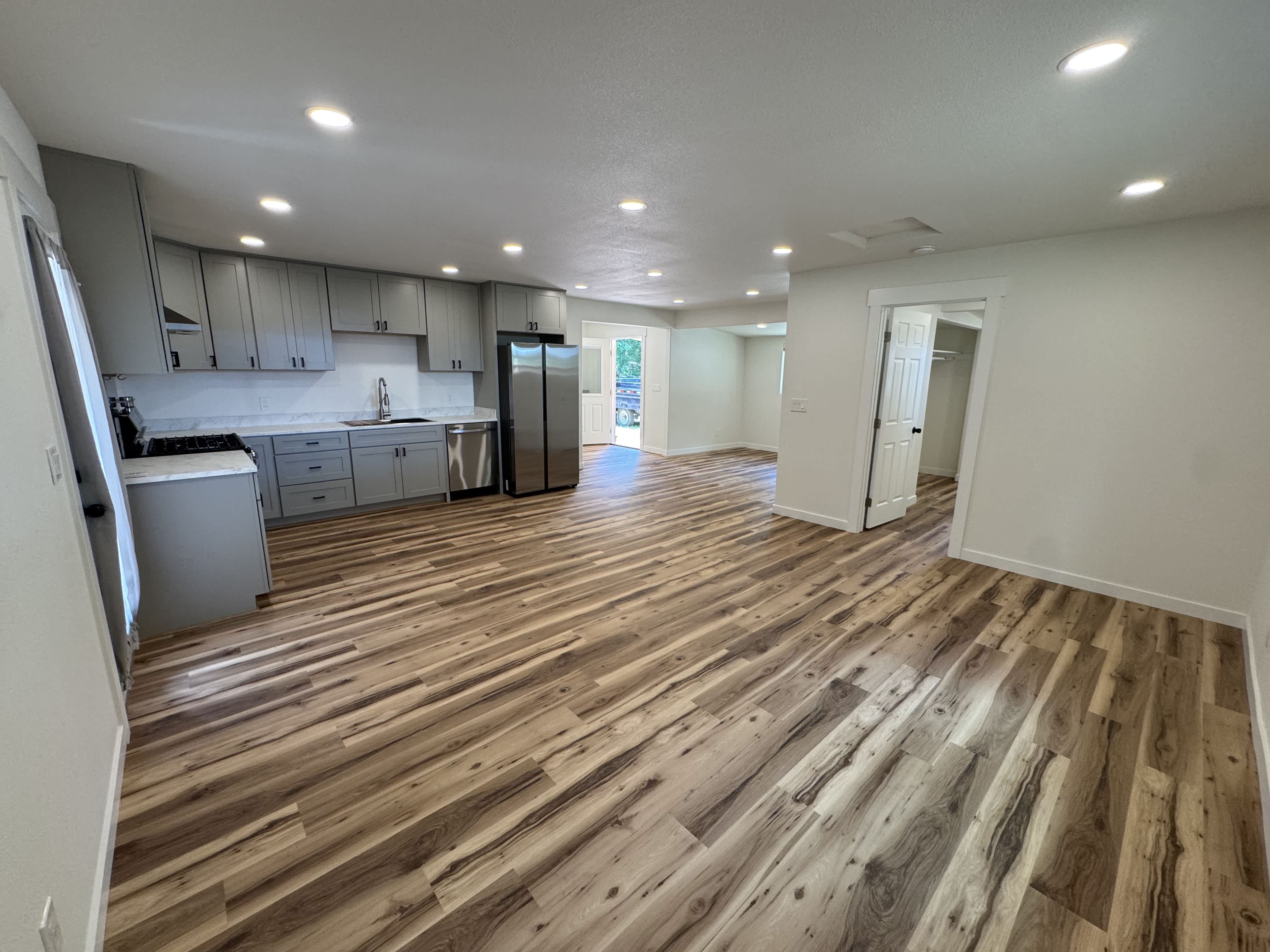 1581 Combie Road Unit C – photo 3