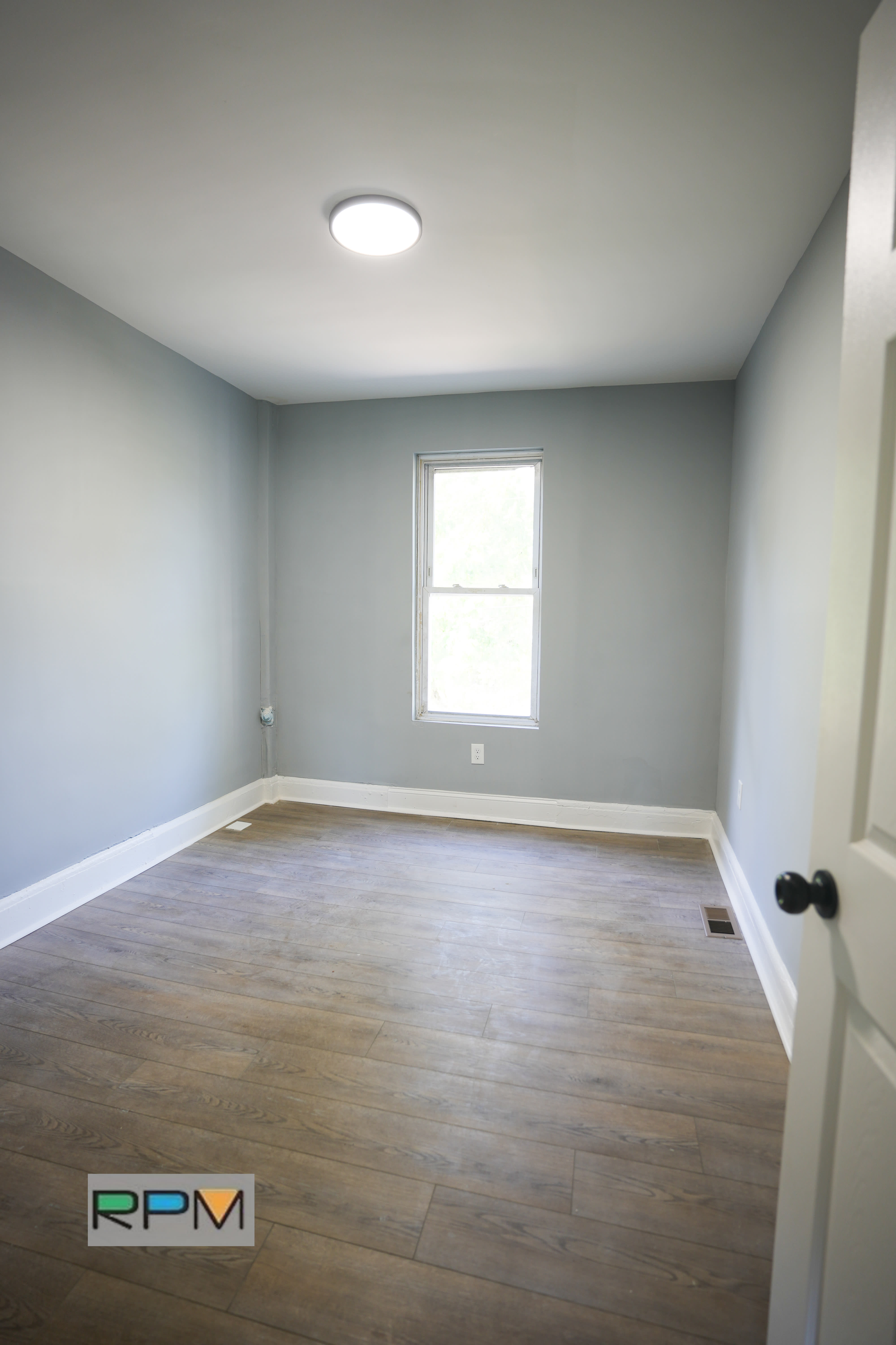 4904 Queensberry Ave – photo 2