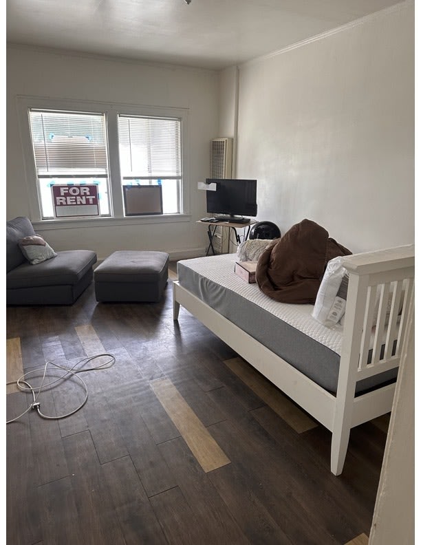3331 West 54th Street – photo 2