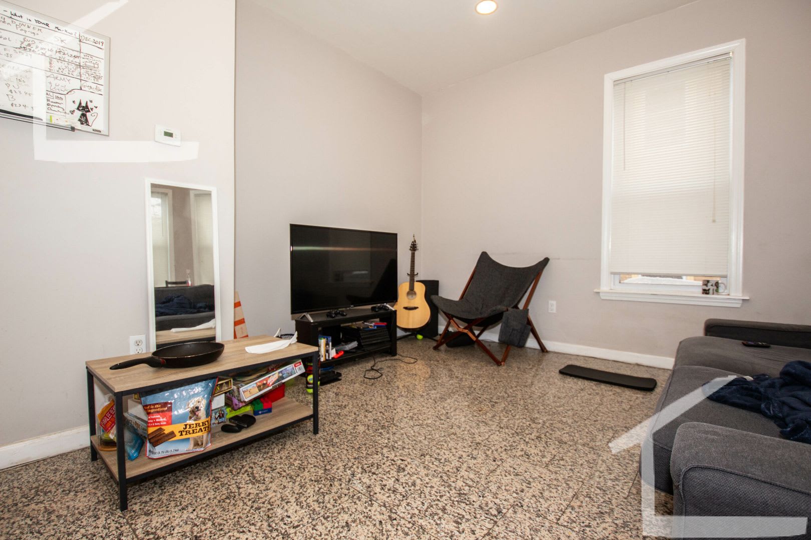 Charming 4 Bedroom-No Broker Fee – photo 2
