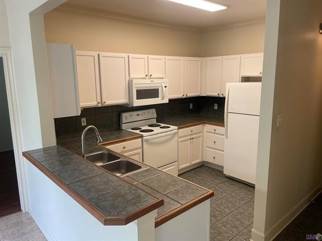710 E Boyd Drive – photo 4