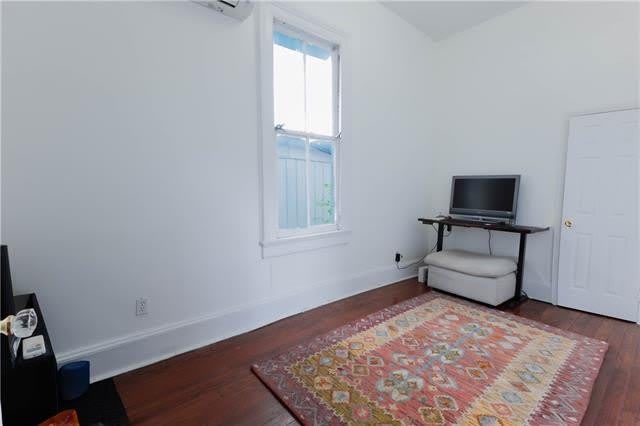 5014 WILLOW Street – photo 5