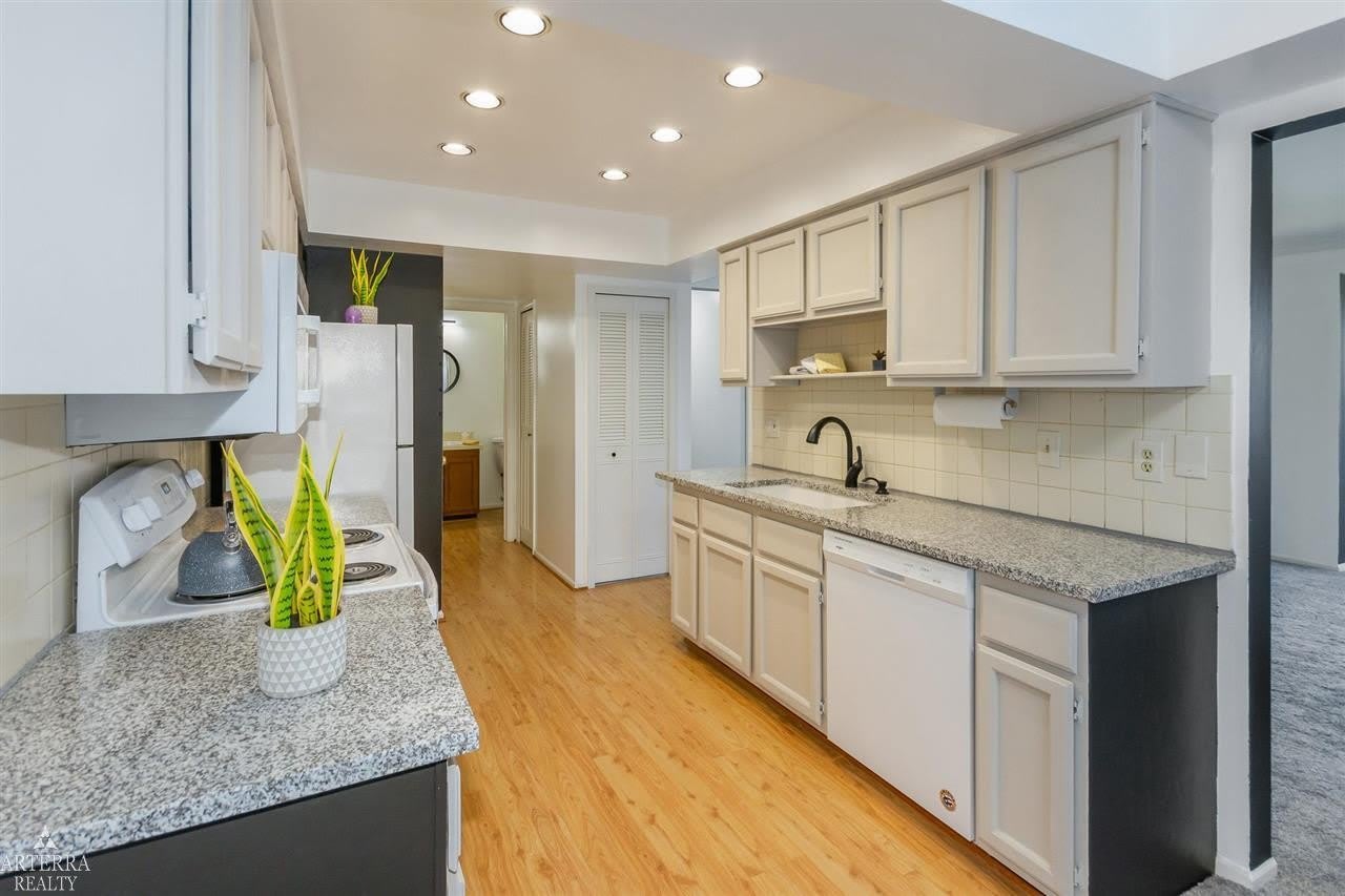 32 Meadow Wood Drive – photo 5