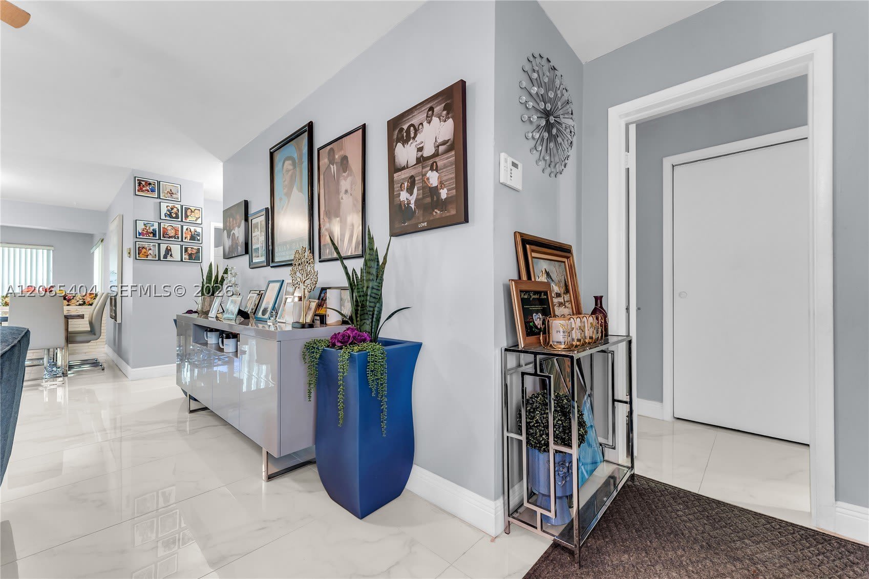 1019 S 29Th Ave – photo 2