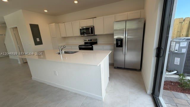 1302 NE 4th Ave – photo 2