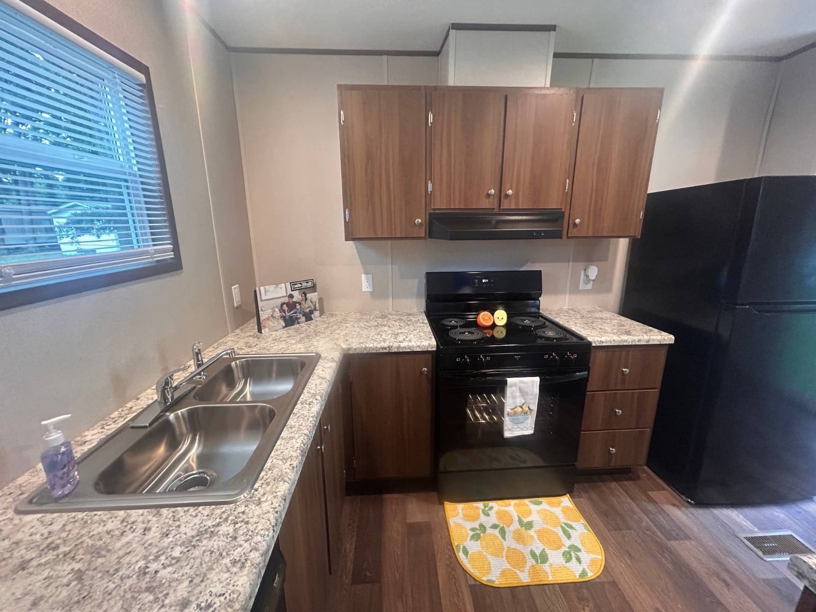 60 White Oak Village – photo 5