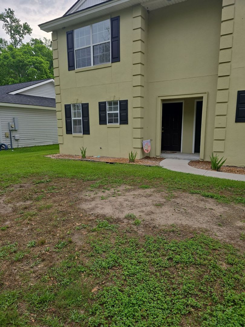 Savannah 2 Bed Townhome for Rent – photo 2