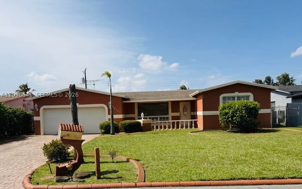 7211 Biltmore Blvd – photo 1