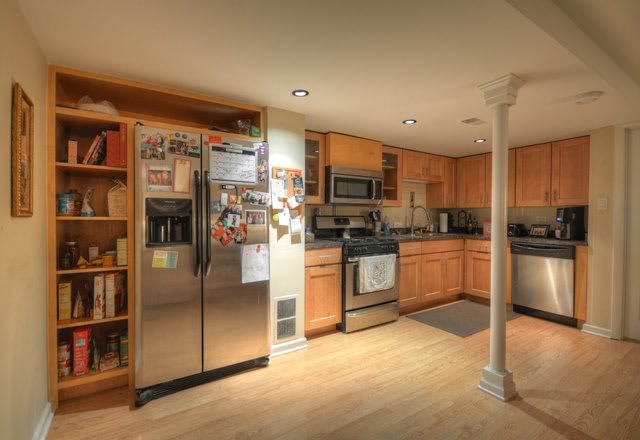 556 W Belden Ave – photo 4