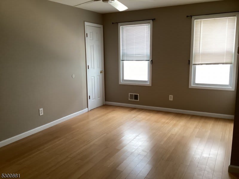 275 Wanaque Ave – photo 3