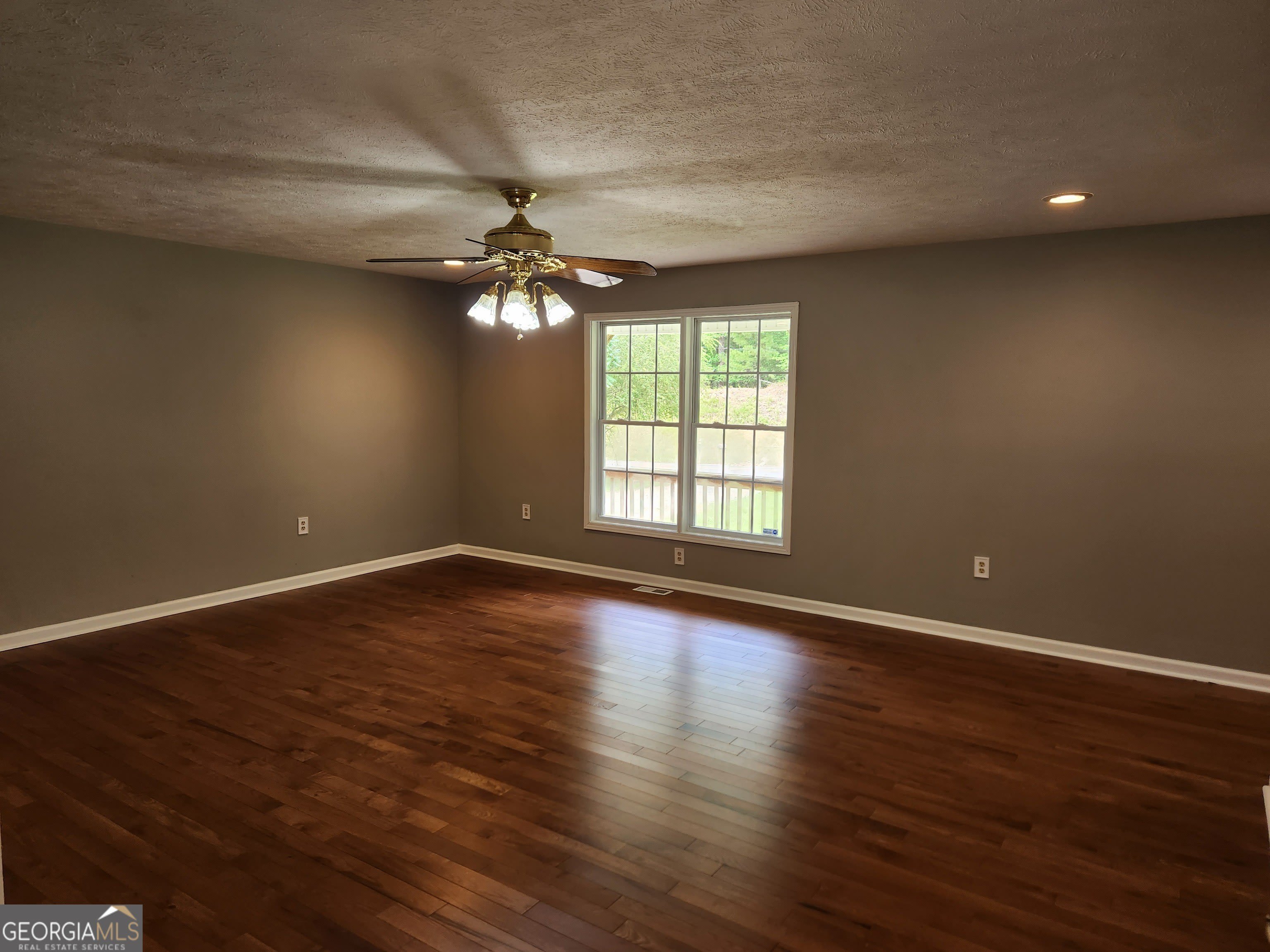 1077 Moran Lake Road NE – photo 2