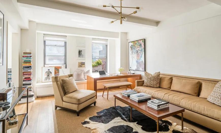 161 West 16th Street – photo 1