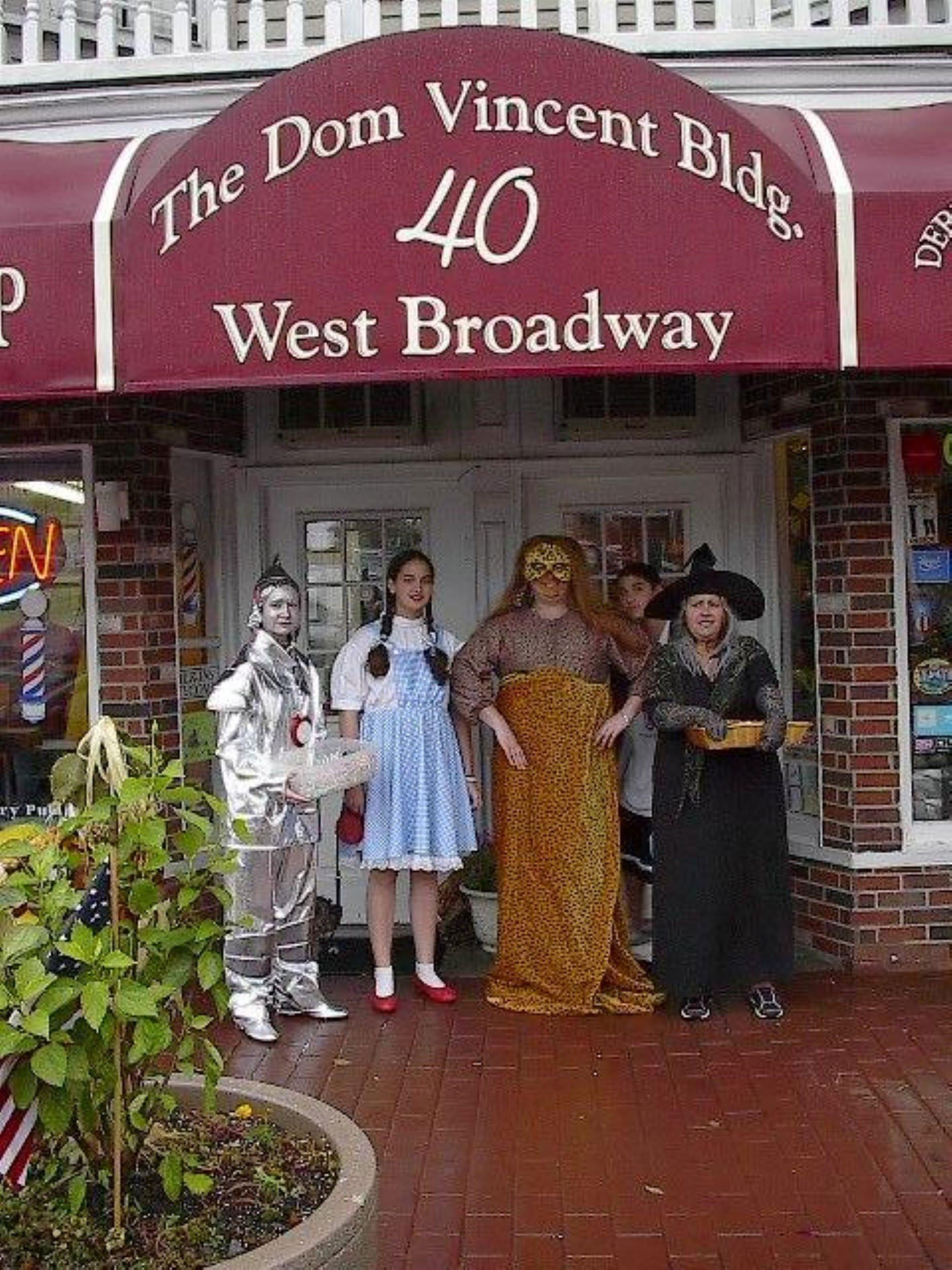 40 W Broadway Street – photo 2
