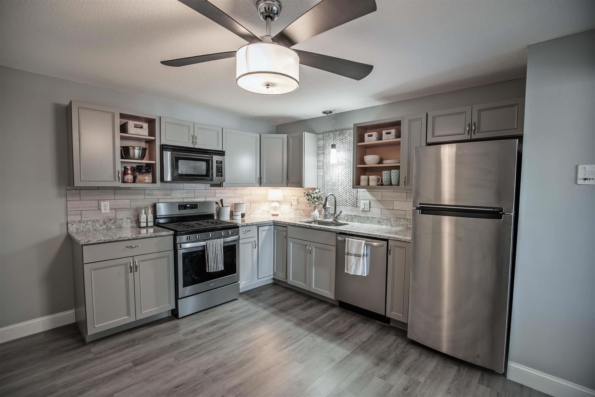 23 Country Club Drive – photo 2