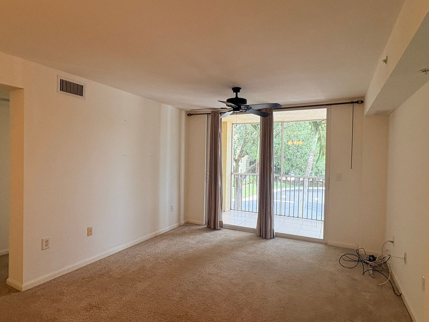 *NOW AVAILABLE* 3/2 Condo in Fort Myers – photo 5