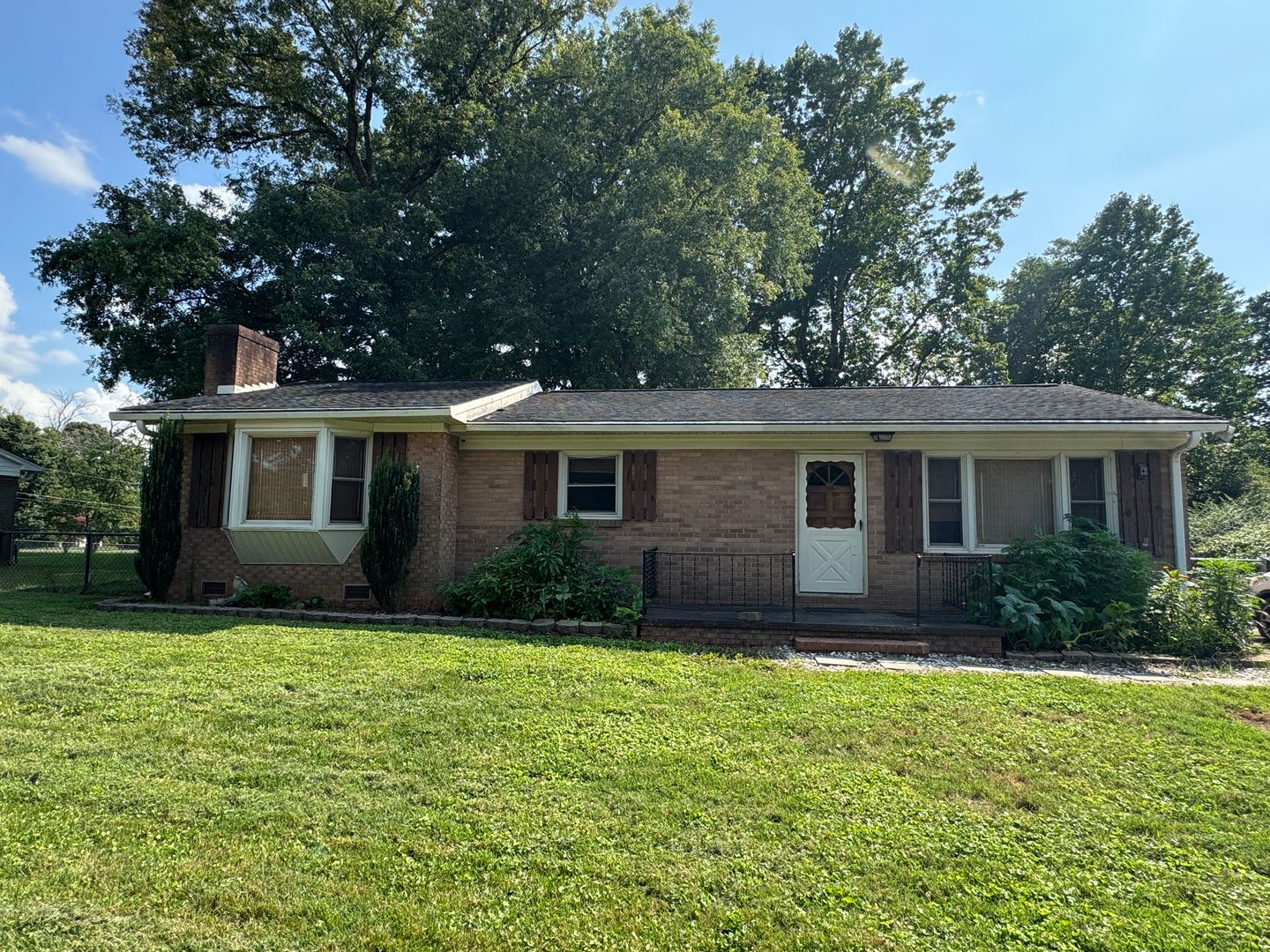 Move In Ready – photo 1