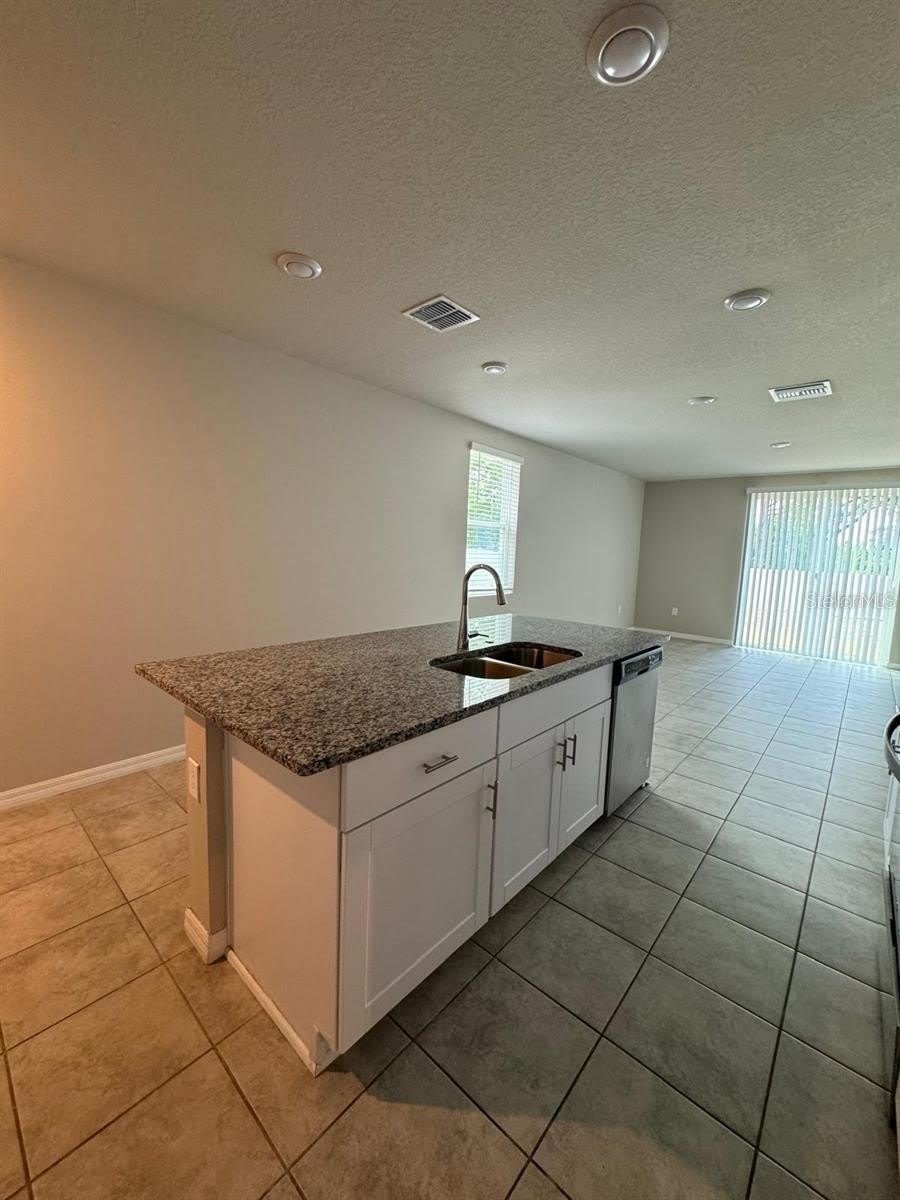 1868 CARNOSTIE Road – photo 5