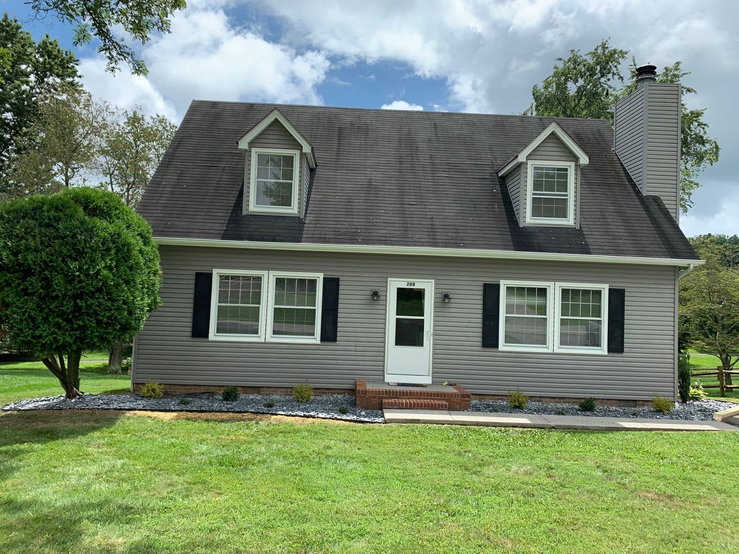 4 Bedroom 2 Bath House – photo 1