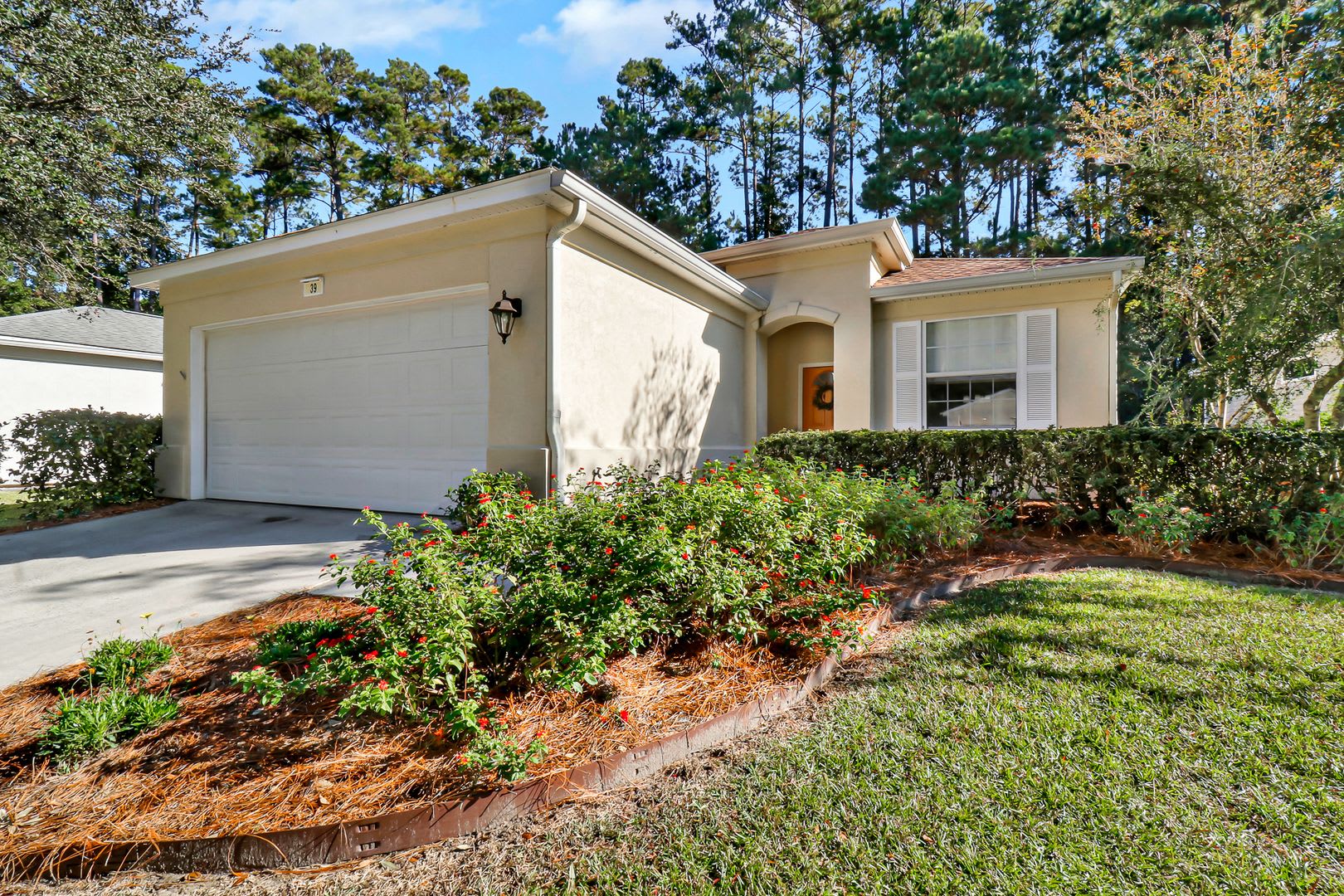 Exceptionally Beautiful Sun City First Story Home – photo 3
